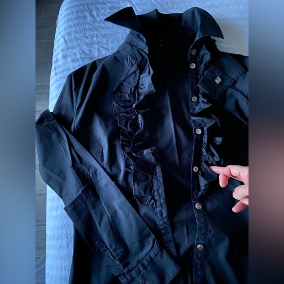 2/$25💙Women’s black French cuff long-sleeve shirt (Vtg) - Picture 4 of 14